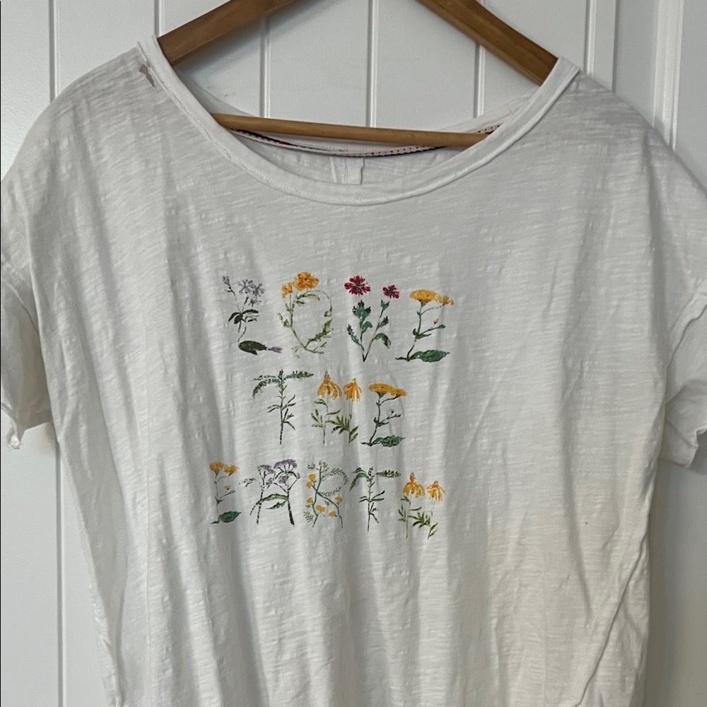 Anthropologie White Tee with Floral Embroidery